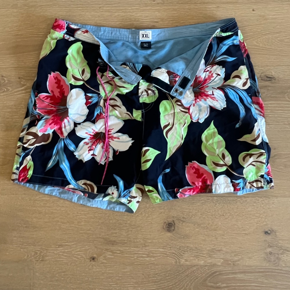Tommy Hilfiger men swimming trunks size xxl